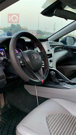 تۆیۆتا کامری